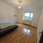 Apartman Spacious Flat With 3 Bedooms For 5-8 Guests