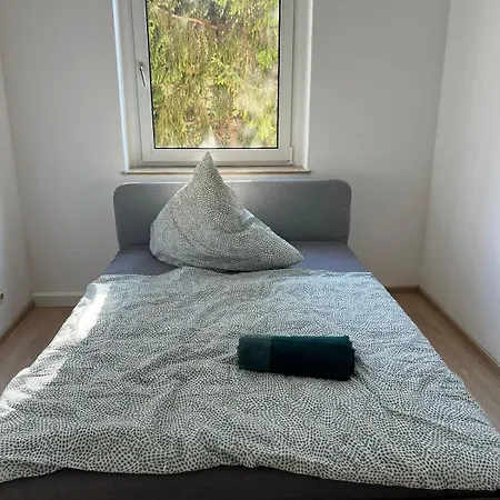 Spacious Flat With 3 Bedooms For 5-8 Guests