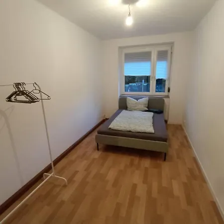 Spacious Flat With 3 Bedooms For 5-8 Guests *