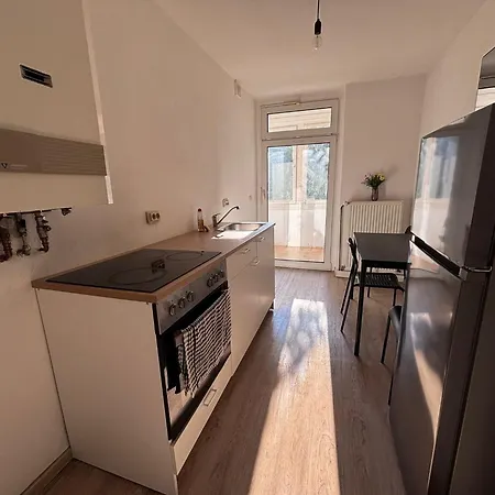 Spacious Flat With 3 Bedooms For 5-8 Guests * Цайц