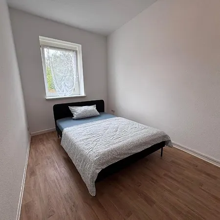 Spacious Flat With 3 Bedooms For 5-8 Guests *