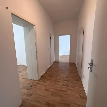 Spacious Flat With 3 Bedooms For 5-8 Guests * Цайц