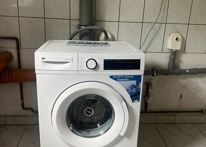 Spacious Flat With 3 Bedooms For 5-8 Guests * Zeitz