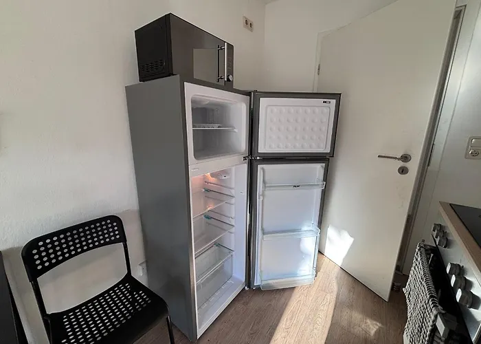 Spacious Flat With 3 Bedooms For 5-8 Guests